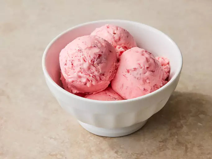 Easy To Make Strawberry Ice Cream！